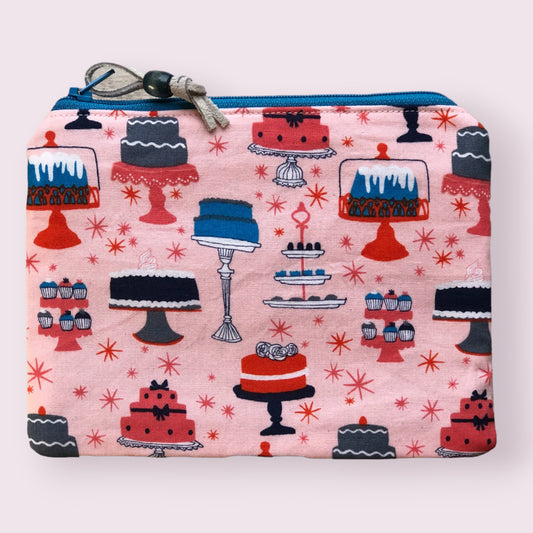 Vintage cakes zippered pouch